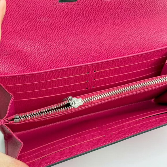 Louis Vuitton Pink Twist Epi Leather Wallet with Iconic Logo Design - Picture 7 of 7